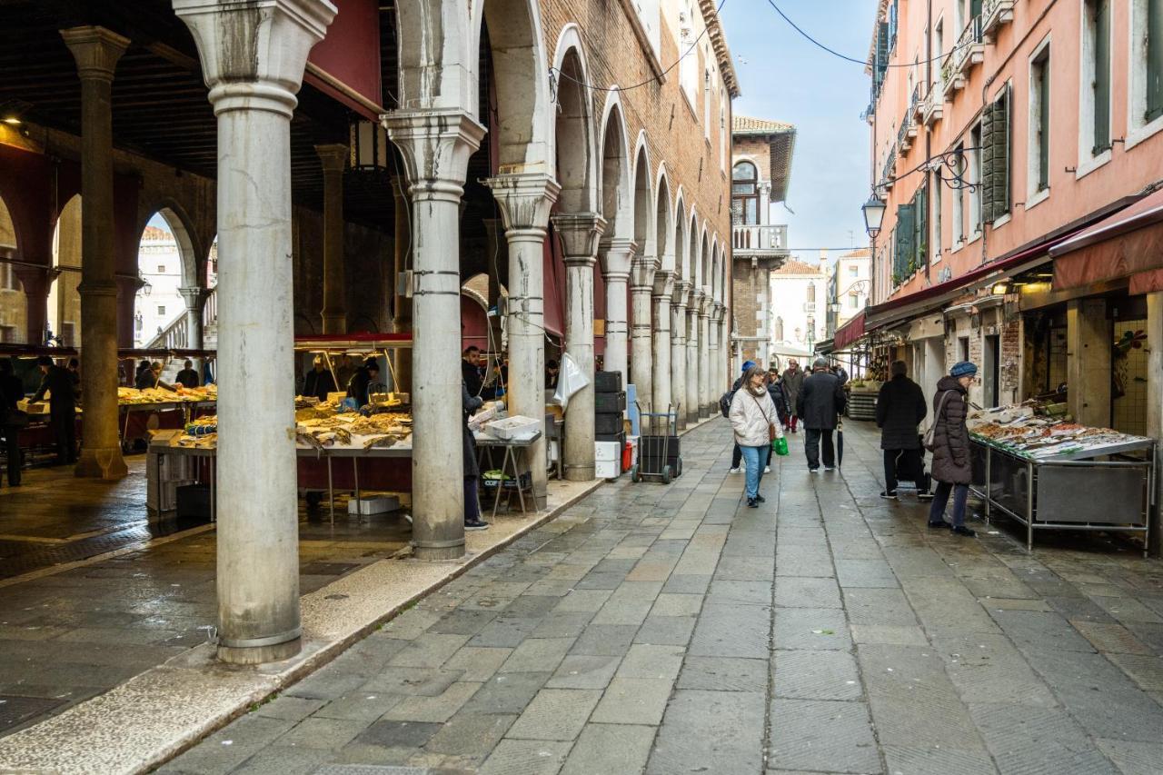 Ca' Del Mercato Venesia Bagian luar foto